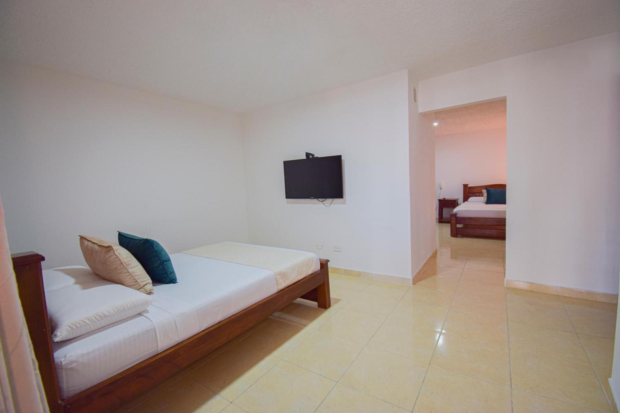 Hotel Toledo Plaza Armênia Exterior foto